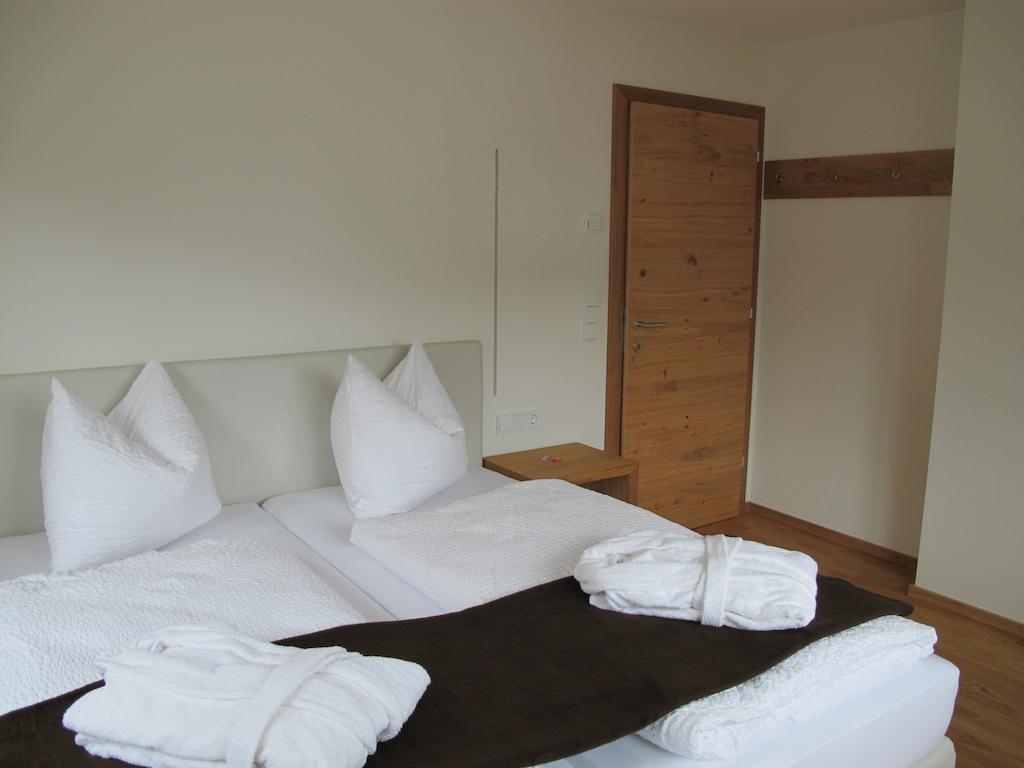 Apartamento Haus Kibitz Fieberbrunn Habitación foto